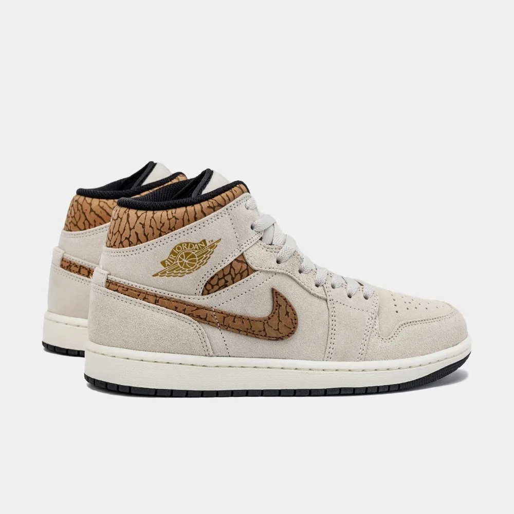 Air Jordan 1 Mid SE - Picture 3 of 6